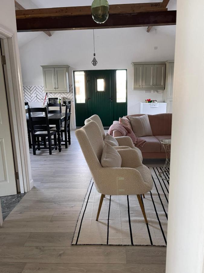 Cosy Apartment With Fire Stove Athlone Dış mekan fotoğraf